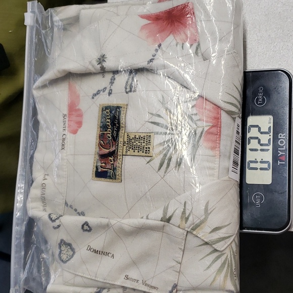 La Cabaña Hawaiian Short Sleeve Shirt Floral Map Print Women's Size 1X - Picture 10 of 10